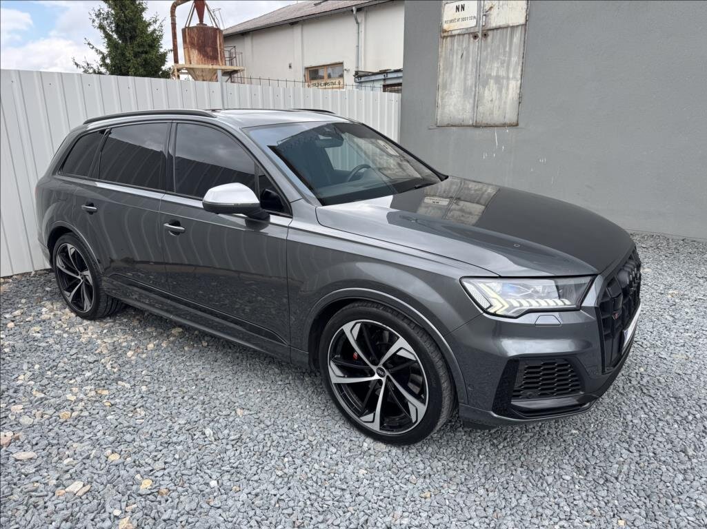 Audi SQ7 Kombi 4,0 l 320 kw
