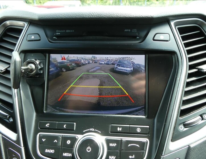 Hyundai Grand Santa Fe 41