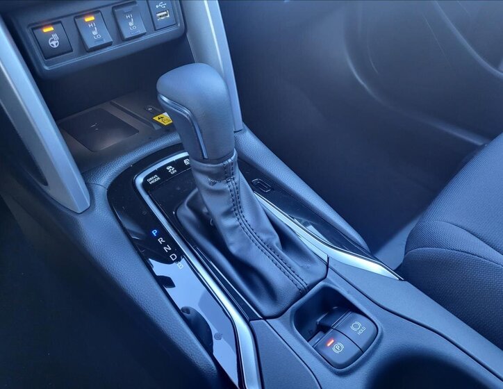 Toyota Corolla Cross 11