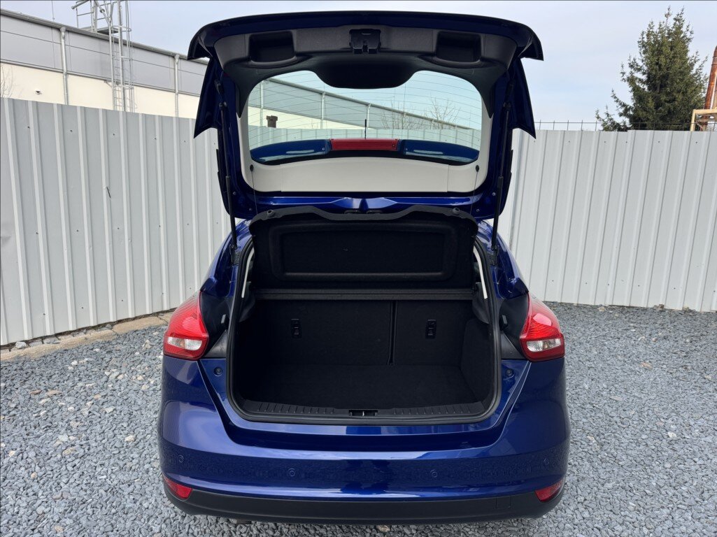 Ford Focus Hatchback 1,5 l 77 kw