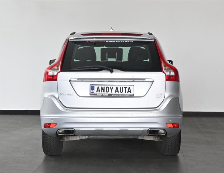 Volvo XC60 SUV / Terénní 2,4 l 133 kw