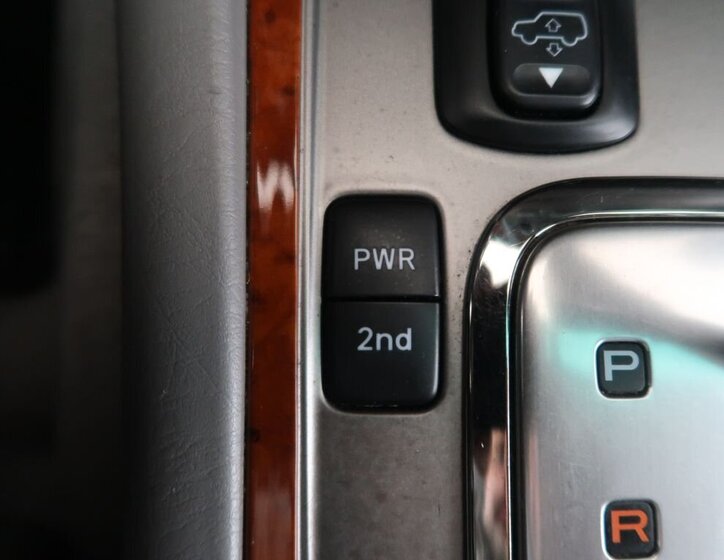 Toyota Land Cruiser SUV 4,7 l 175 kw