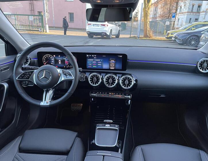 Mercedes-Benz Třídy A Hatchback 2,0 l 110 kw