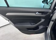 Volkswagen Passat Sedan / Limuzína 2,0 l 162 kw