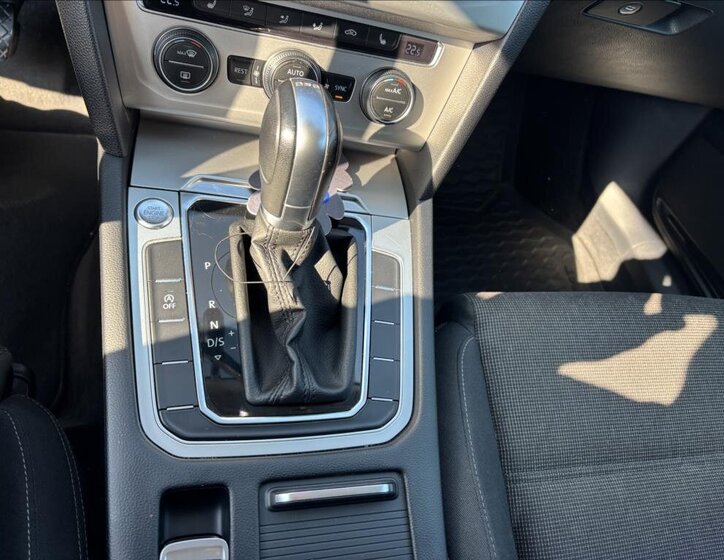 Volkswagen Passat Kombi 2,0 l 110 kw