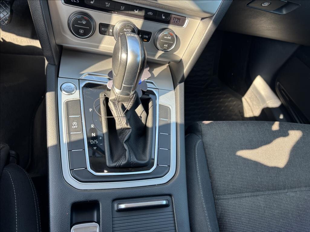 Volkswagen Passat Kombi 2,0 l 110 kw