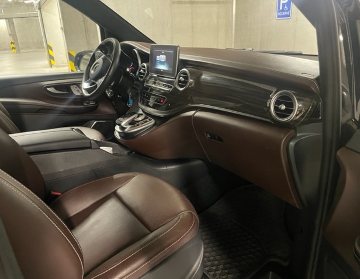 Mercedes-Benz Třídy V 12