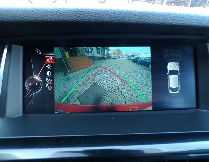 BMW X4 Sedan / Limuzína 3,0 l 190 kw