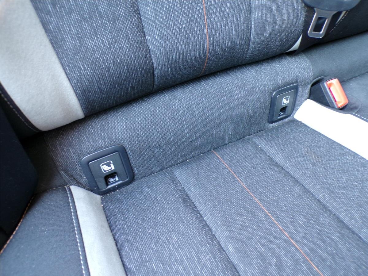 Škoda Kamiq Hatchback 999,0 70 kw