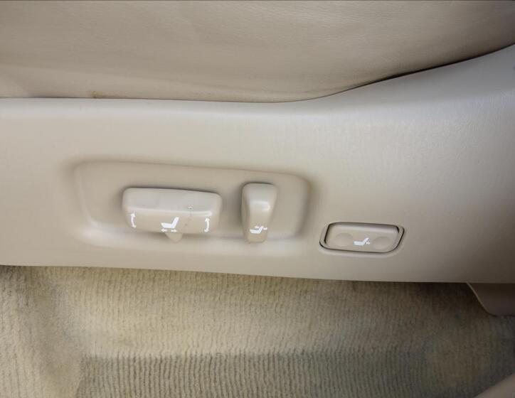 Toyota Land Cruiser 10