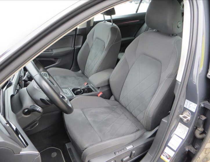 Volkswagen Golf Kombi 1,5 l 110 kw