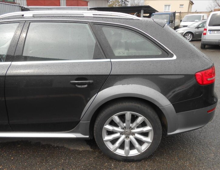 Audi A4 Allroad Kombi 2,0 l 155 kw