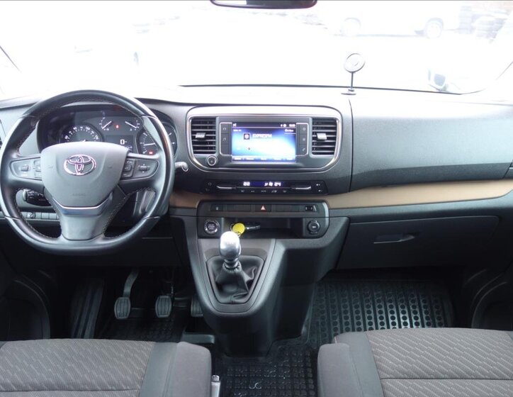 Toyota ProAce Verso MPV 2,0 l 110 kw