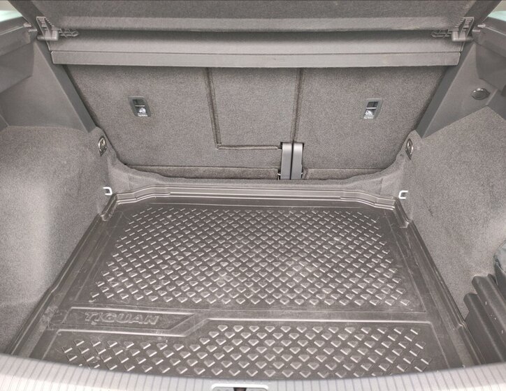 Volkswagen Tiguan SUV / Terénní 2,0 l 110 kw