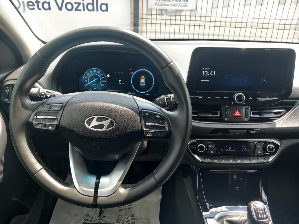 Hyundai i30 Kombi 998,0 73 kw