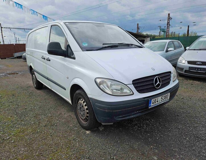 Mercedes-Benz Vito 2