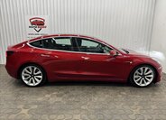 Tesla Model 3 Liftback 0,0 324 kw