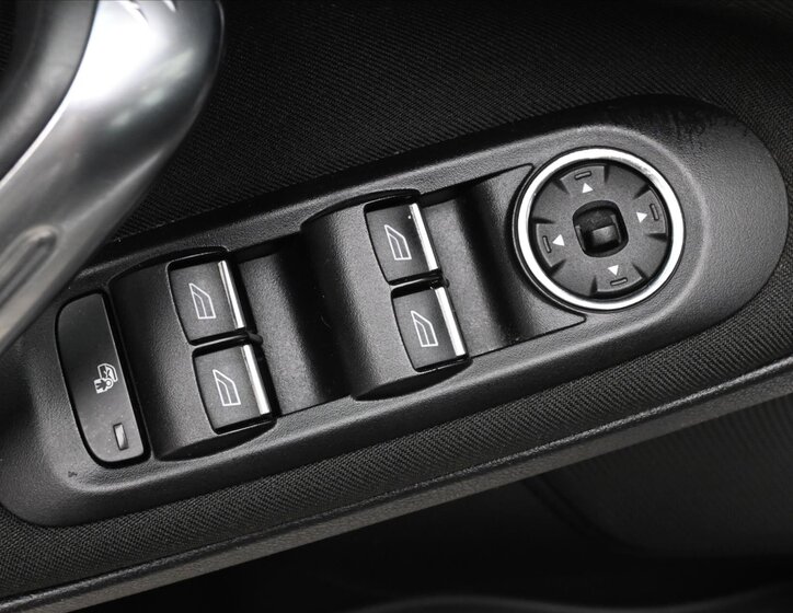 Ford S-MAX MPV 2,0 l 103 kw