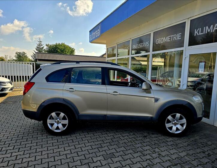 Chevrolet Captiva 9