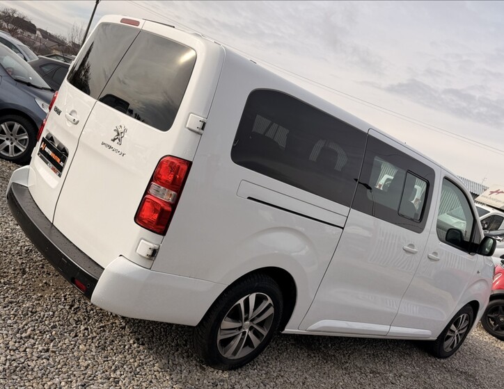 Peugeot Expert 5