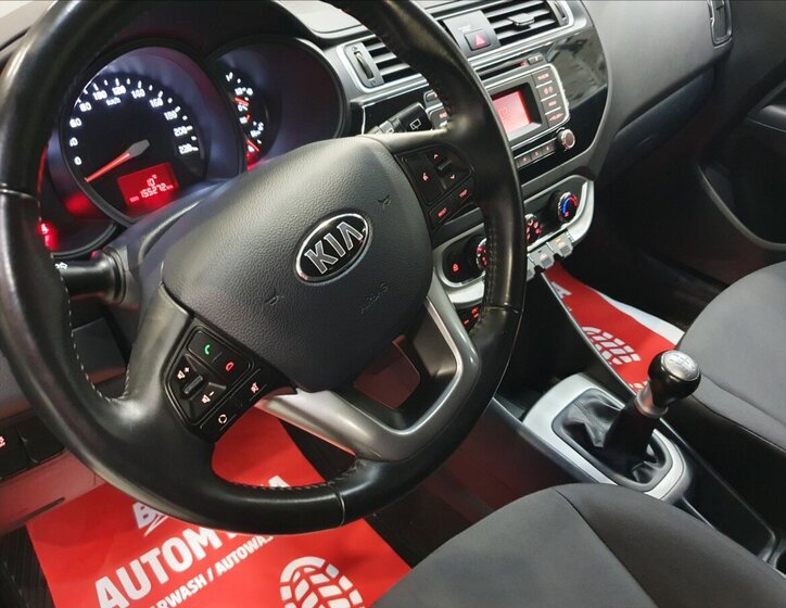 KIA Rio Hatchback 1,2 l 61 kw