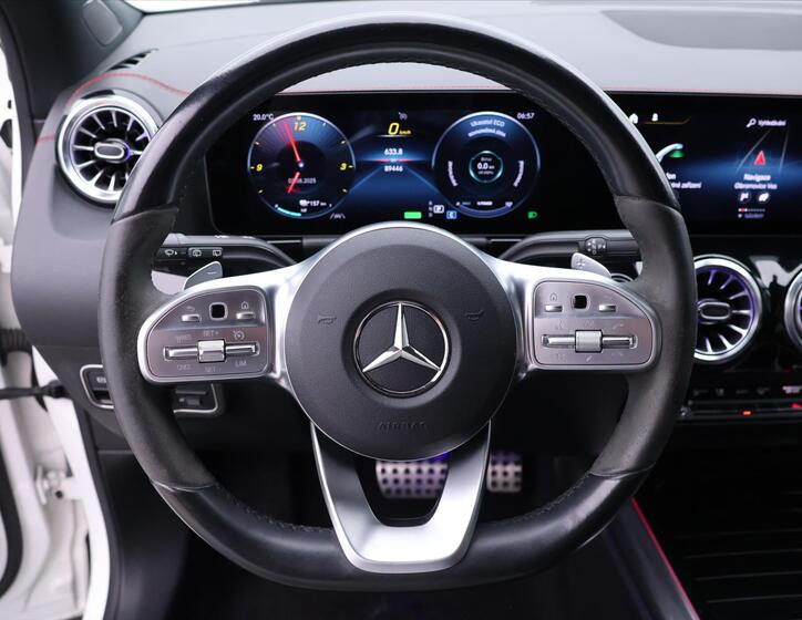 Mercedes-Benz EQA 21