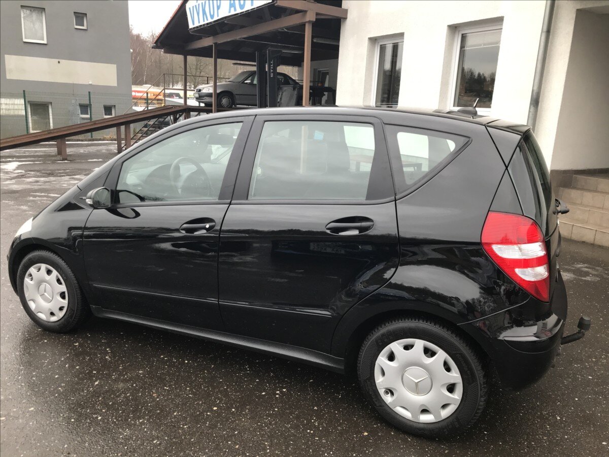 Mercedes-Benz Třídy A Hatchback 1,5 l 70 kw