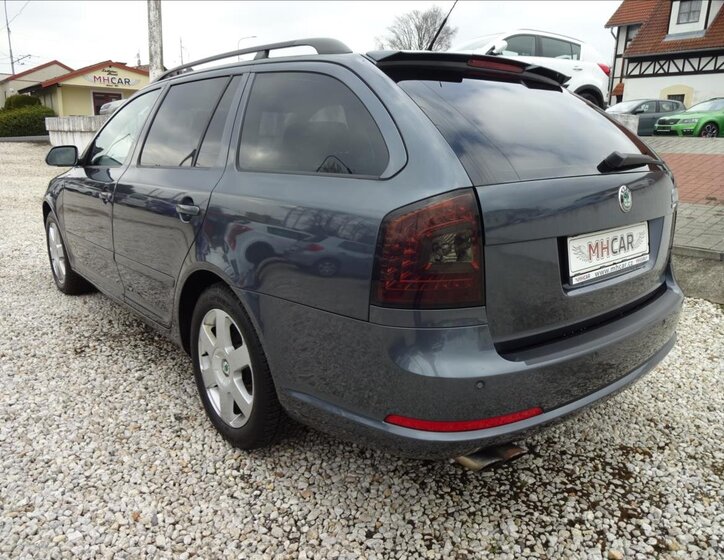 Škoda Octavia Kombi 1,8 l 118 kw