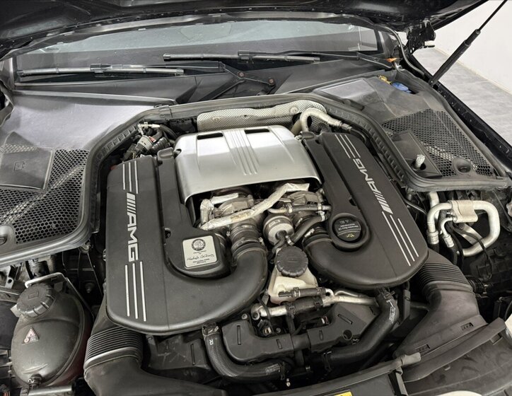 Mercedes-Benz Třídy C Sedan 4,0 l 375 kw