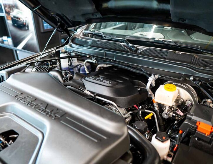 Dodge RAM Pick-up 6,4 l 306 kw