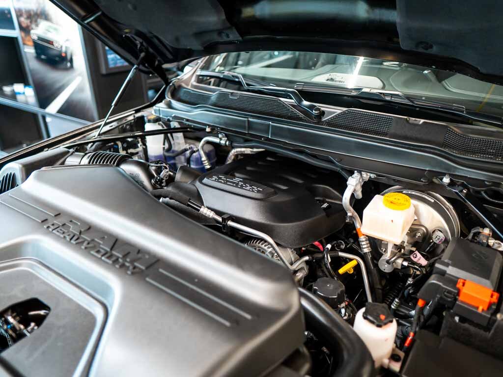 Dodge RAM Pick-up 6,4 l 306 kw