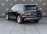 Audi Q7 7
