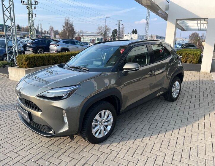 Toyota Yaris Cross SUV / Terénní 1,5 l 68 kw