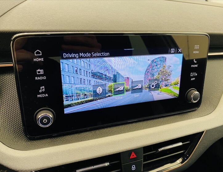 Škoda Kamiq Hatchback 999,0 85 kw