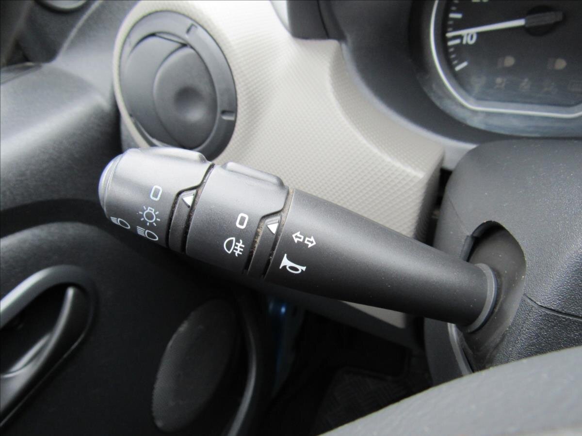 Dacia Sandero Hatchback 1,4 l 55 kw