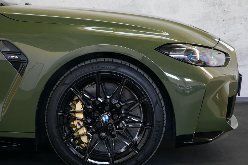 BMW M4 Kupé 3,0 l 353 kw