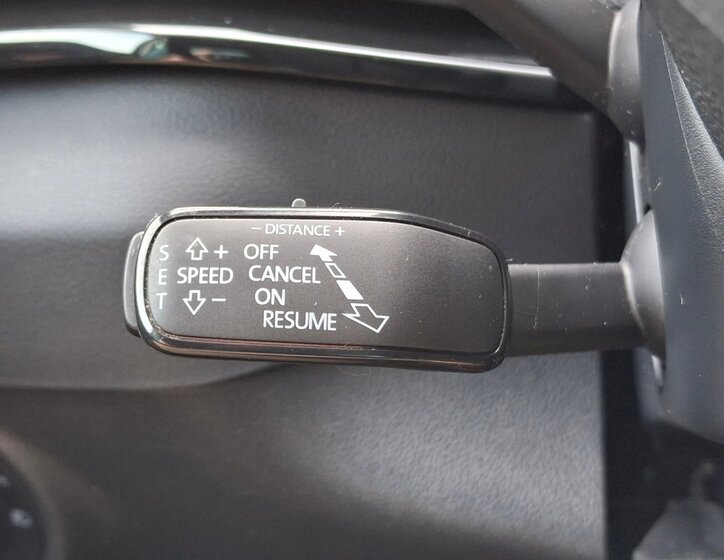 Škoda Karoq SUV / Terénní 1,5 l 110 kw