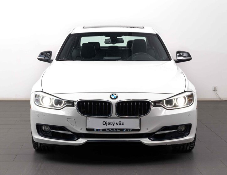 BMW Řada 3 2