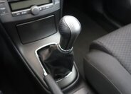 Toyota Avensis Kombi 2,0 l 108 kw
