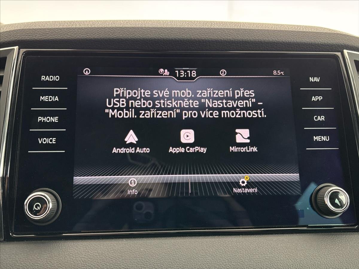 Škoda Karoq SUV / Terénní 2,0 l 85 kw