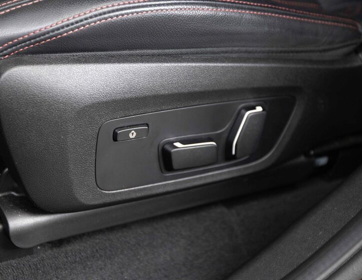 BMW X4 SUV / Terénní 3,0 l 210 kw