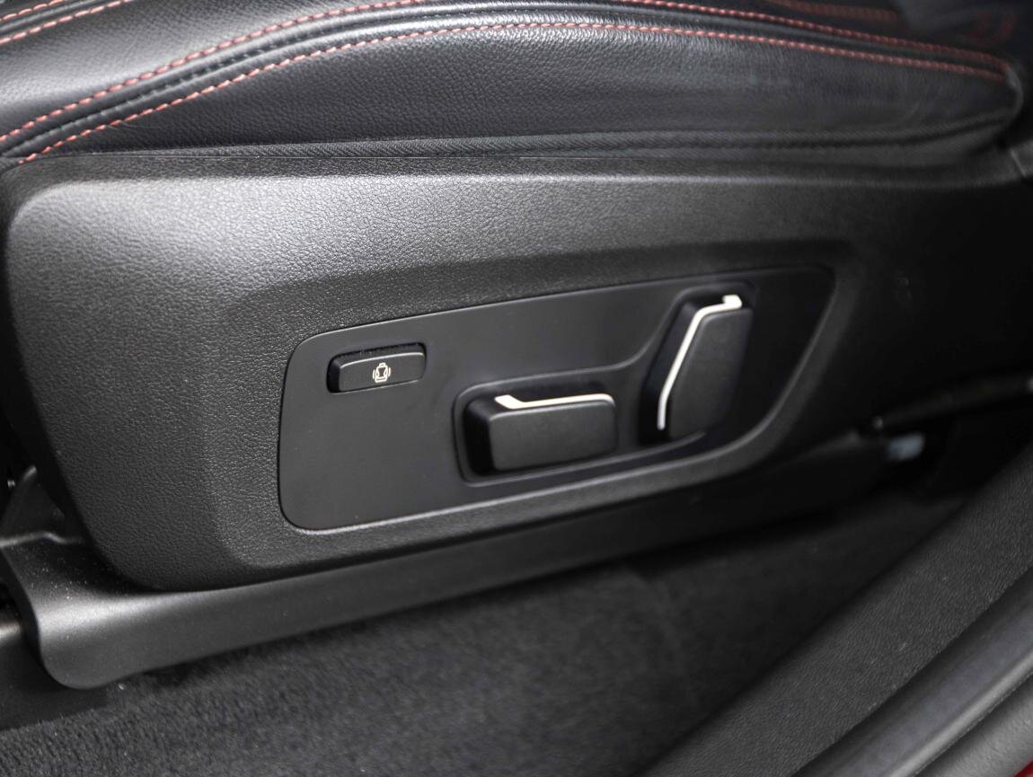 BMW X4 SUV / Terénní 3,0 l 210 kw