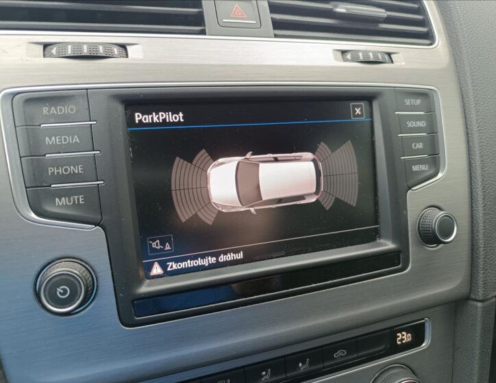 Volkswagen Golf Hatchback 1,2 l 81 kw