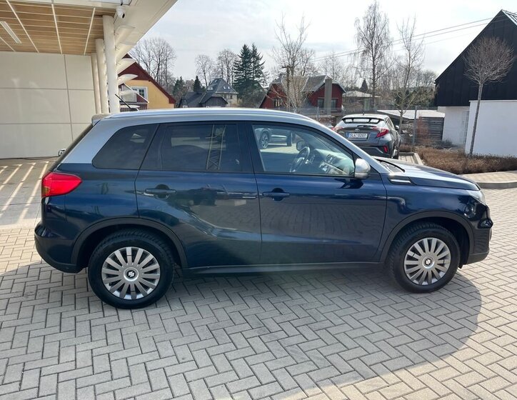 Suzuki Vitara SUV / Terénní 1,6 l 88 kw