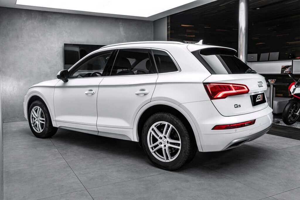 Audi Q5 SUV 2,0 l 140 kw