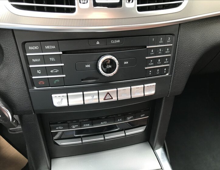 Mercedes-Benz Třídy E Kombi 2,1 l 100 kw