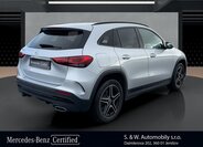 Mercedes-Benz GLA SUV / Terénní 1,3 l 160 kw