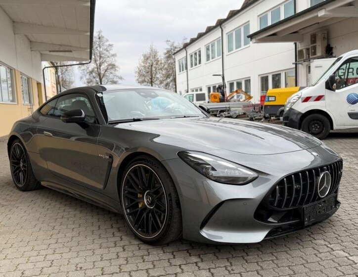 Mercedes-Benz AMG GT Kupé 4,0 l 430 kw