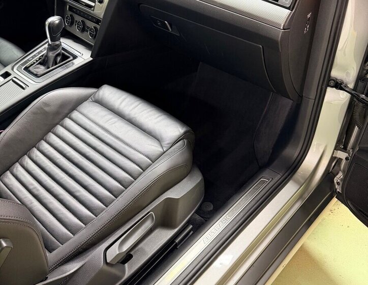 Volkswagen Passat Kombi 0,0 176 kw