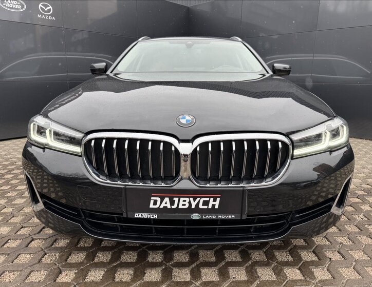 BMW Řada 5 Kombi 3,0 l 210 kw